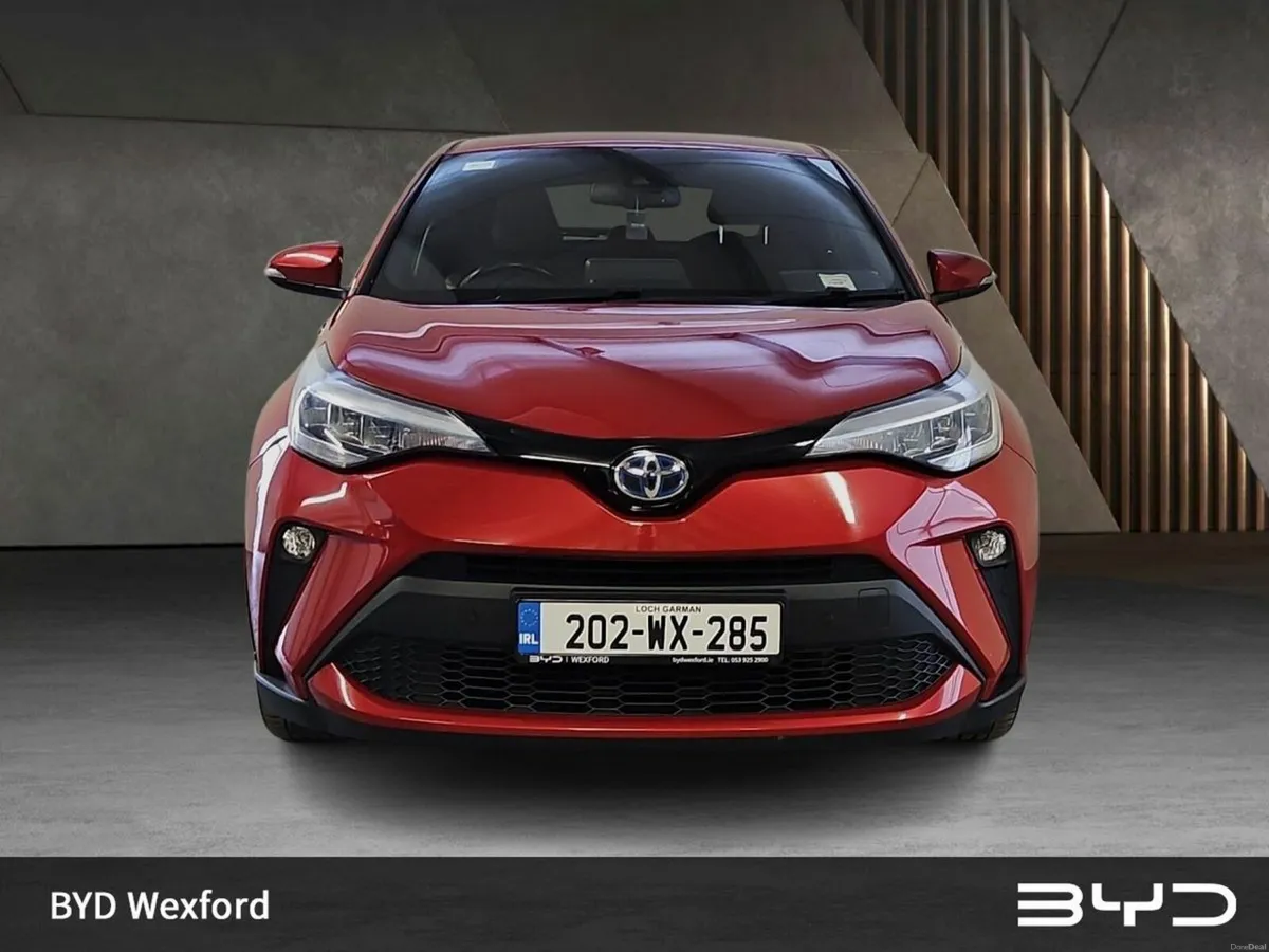 Toyota C-HR 1.8 HYBRID SPORT - Image 3