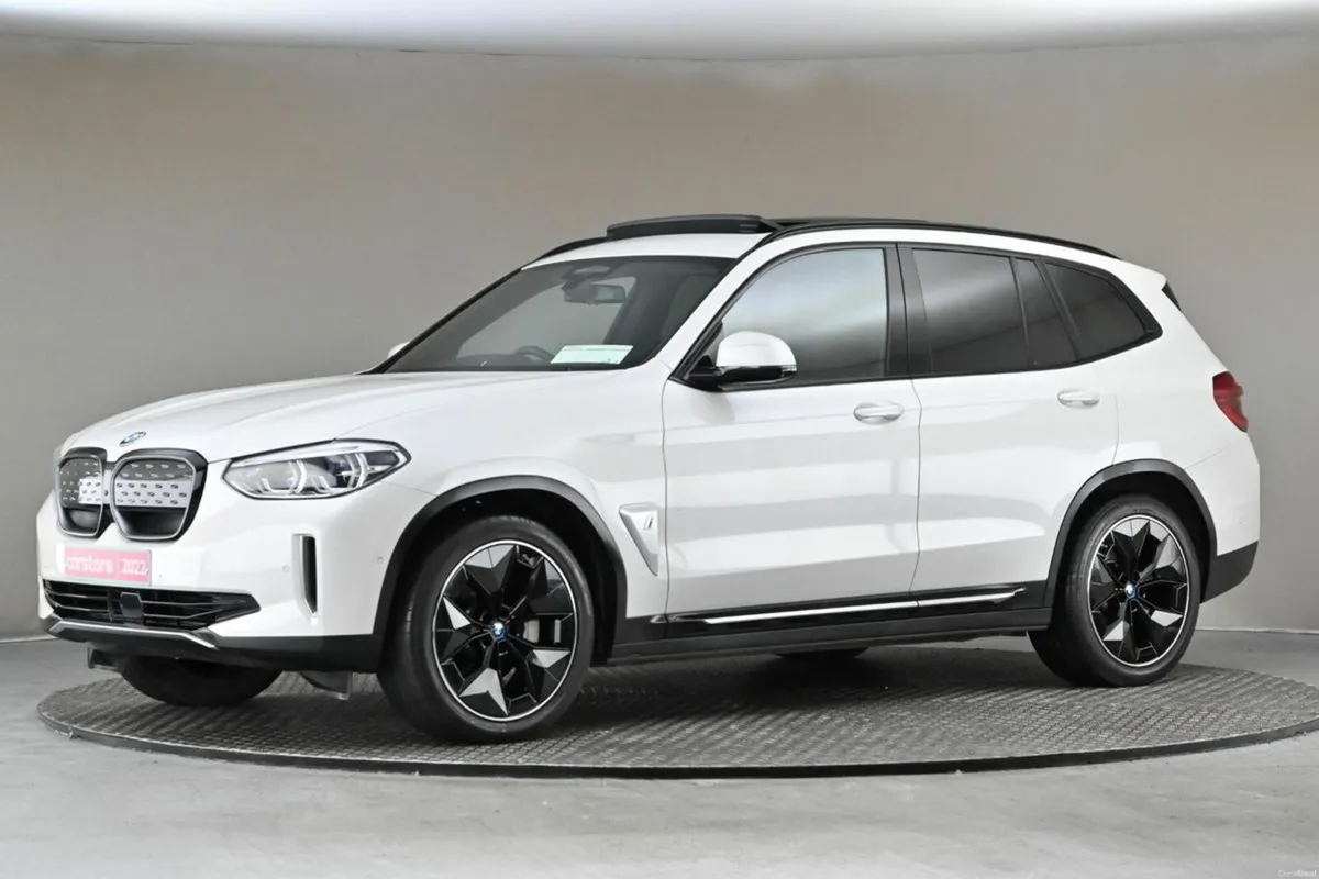 BMW iX3 PREMIER EDITION PRO 80KWH 286BHP **EL. PAN - Image 4
