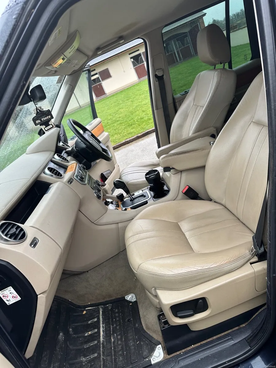 Land Rover Discovery - Image 3
