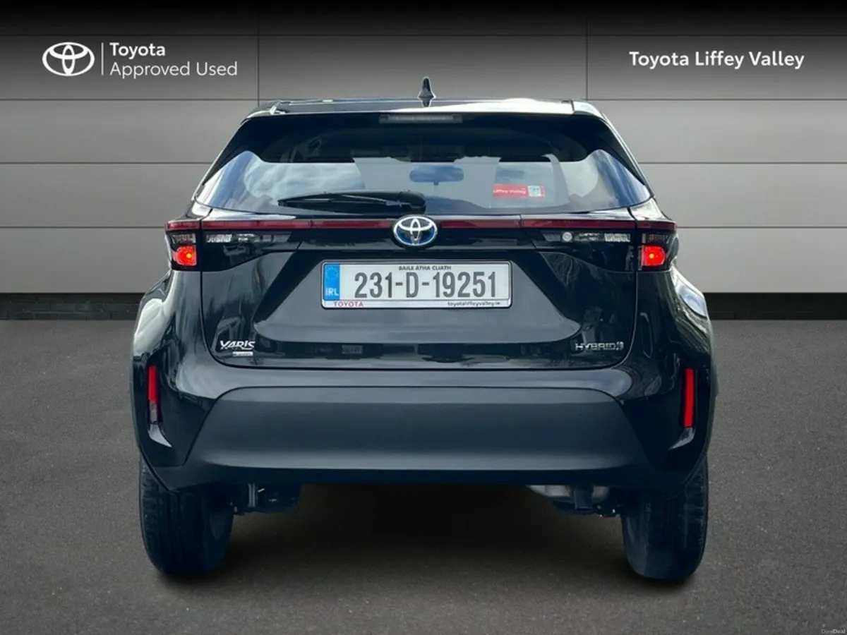 Toyota Yaris Cross YARIS CROSS LUNA - Image 4