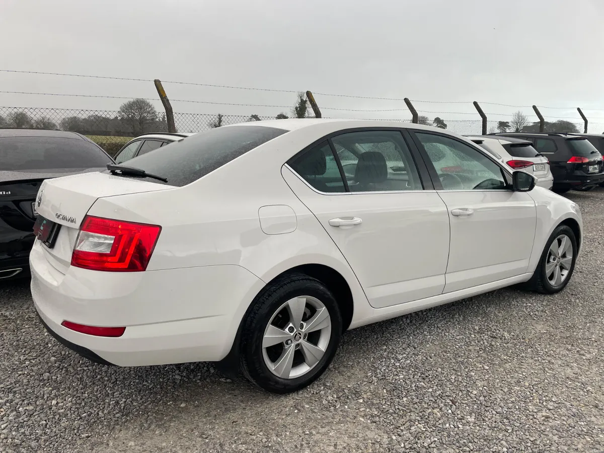 Skoda Octavia 1.6 TDI - Image 3