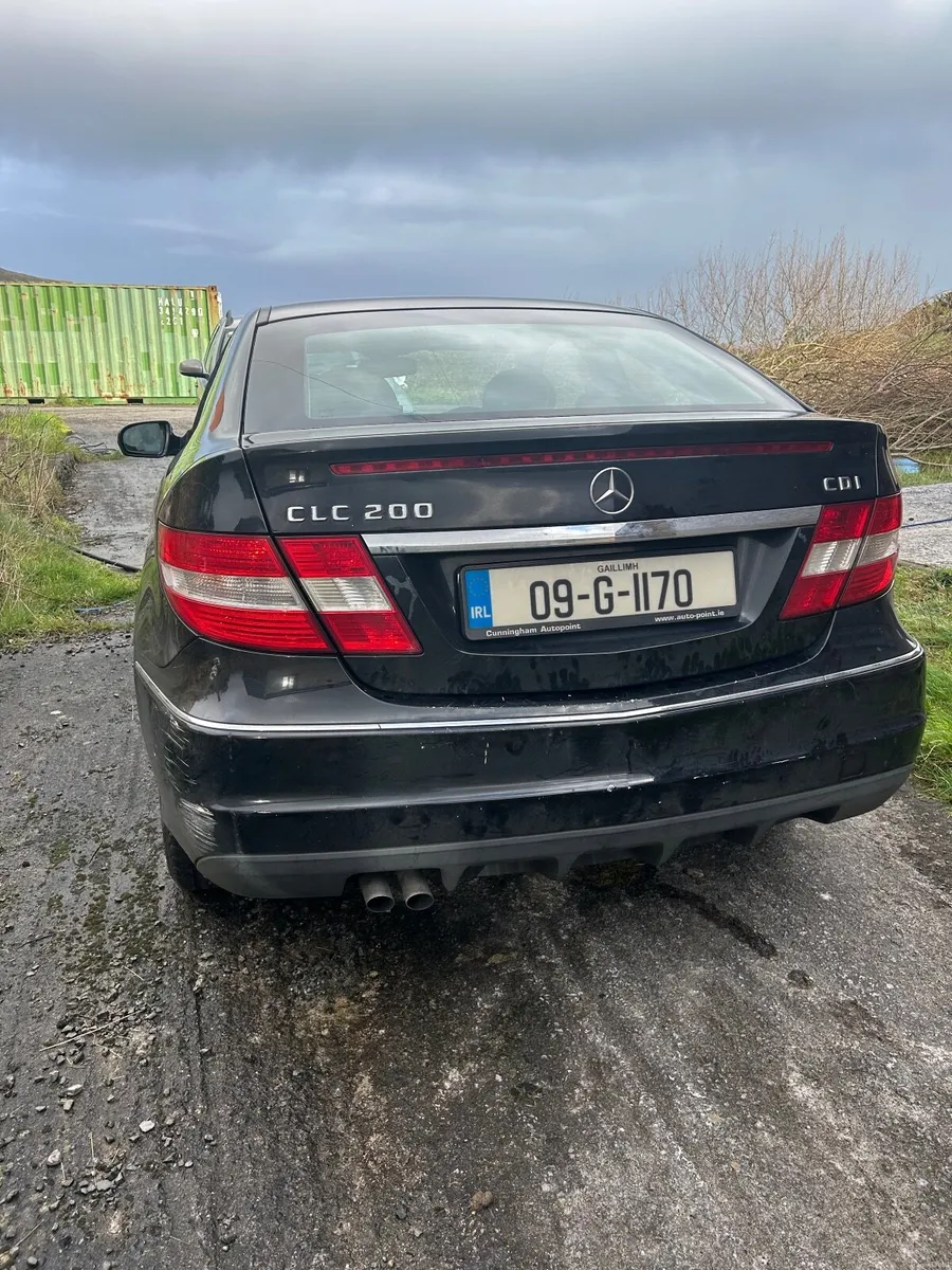 Mercedes-Benz C-Class 2009 - Image 2