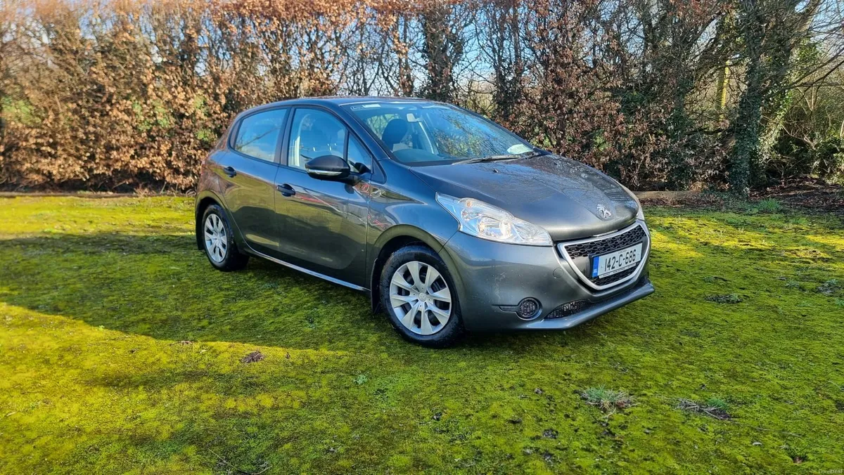 Peugeot 208 2014 - Image 1