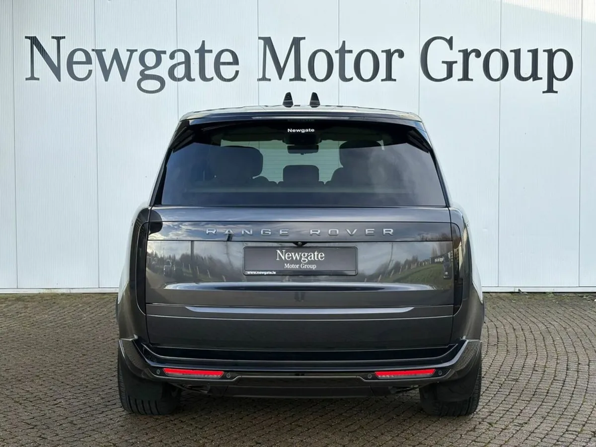 Land Rover Range Rover AUTOBIOGRAPHY - Image 4