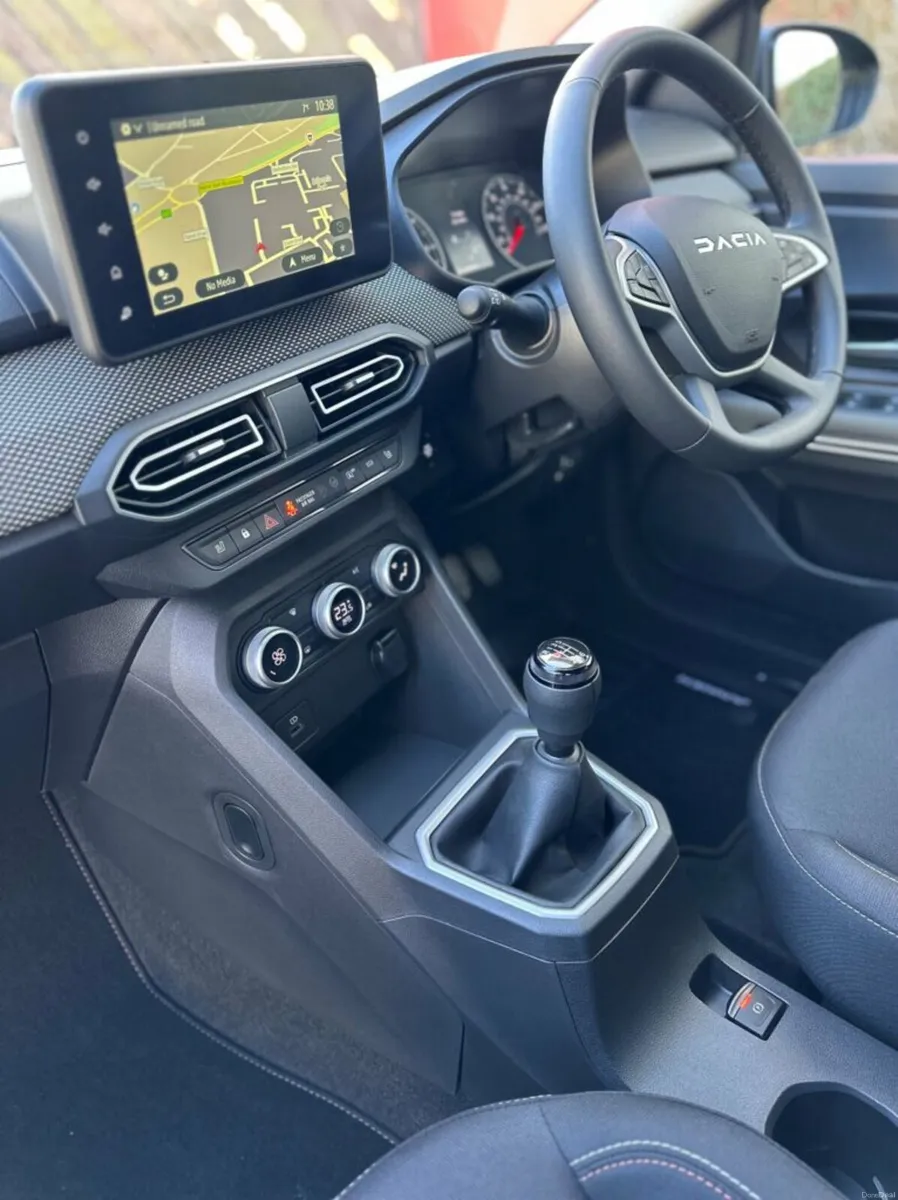 Dacia Jogger Extreme Wheelchair Accessible Vehicle - Image 2