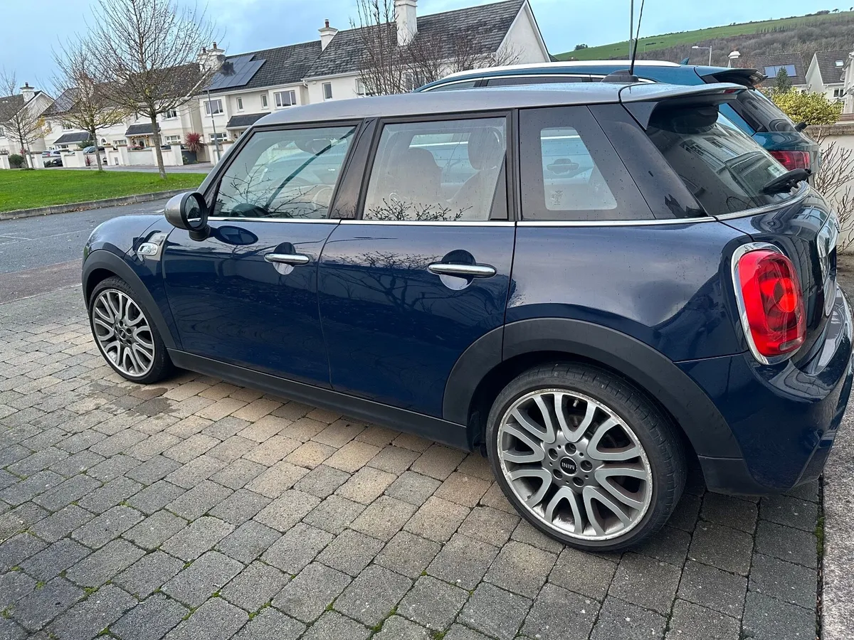 Mini Cooper SD 2017 - Image 3