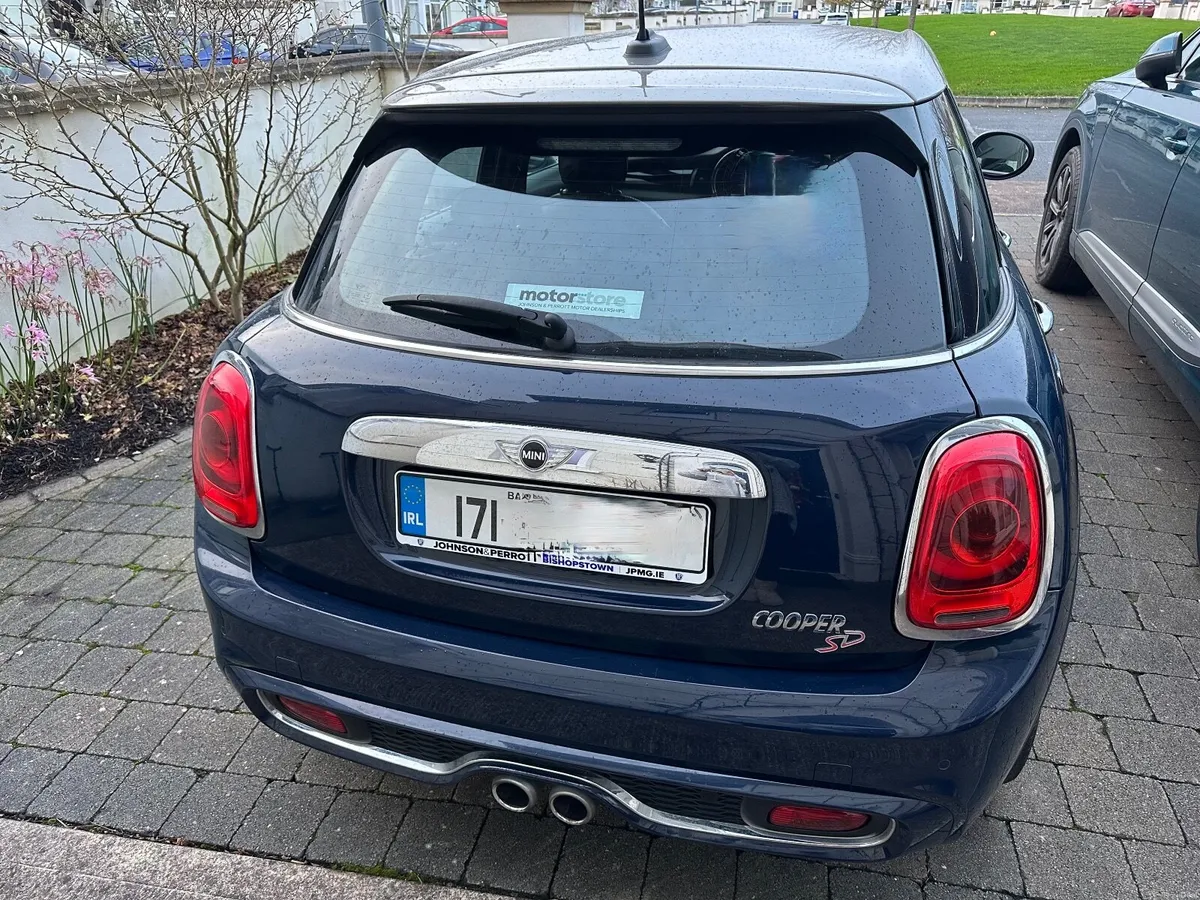 Mini Cooper SD 2017 - Image 4