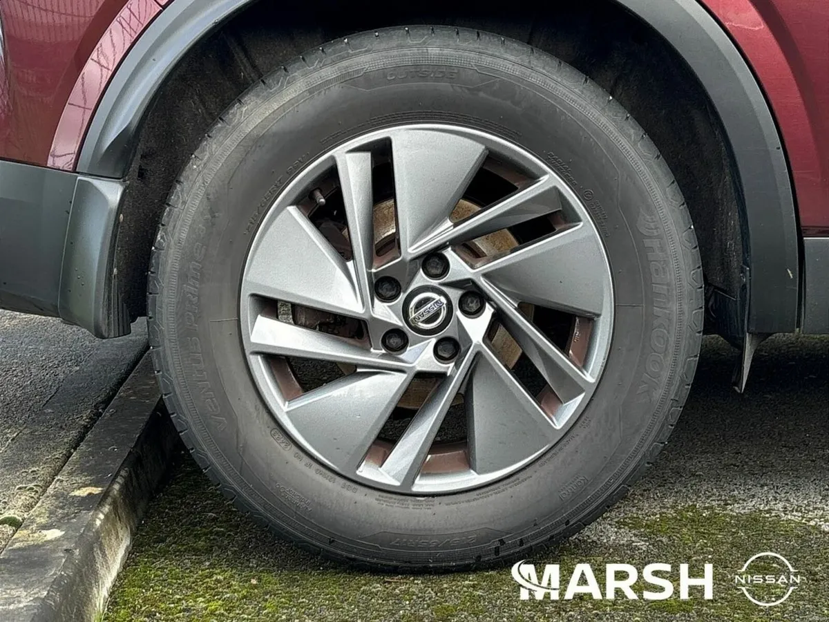 Nissan Qashqai 1.3 MILD HYBRID SV AUTOMATIC - Image 4
