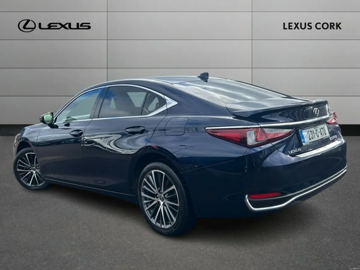 Lexus ES 2.5 - Image 3
