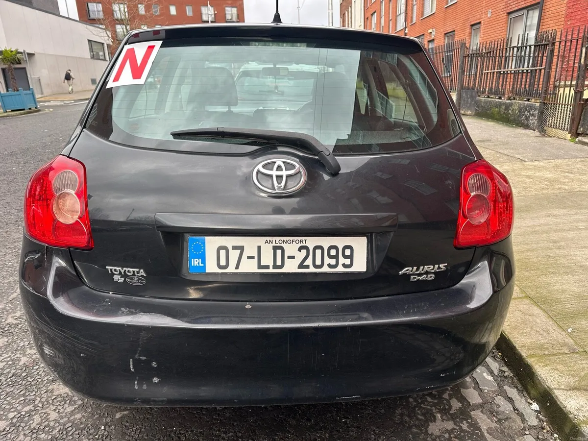 Toyota Auris - Image 1