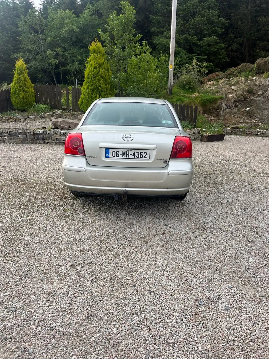 Toyota avensis - Image 4