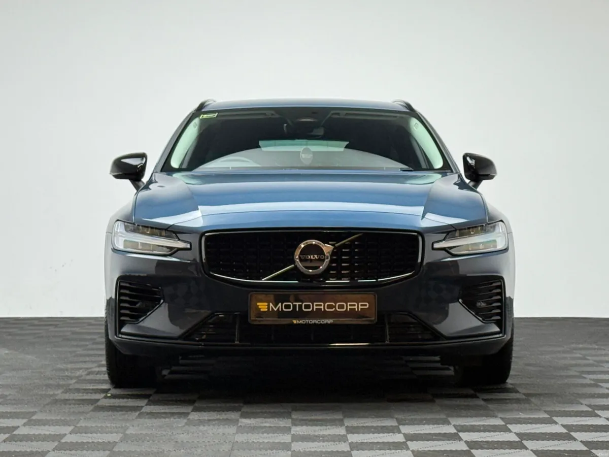 Volvo V60 T6 PLUS AWD - Image 2
