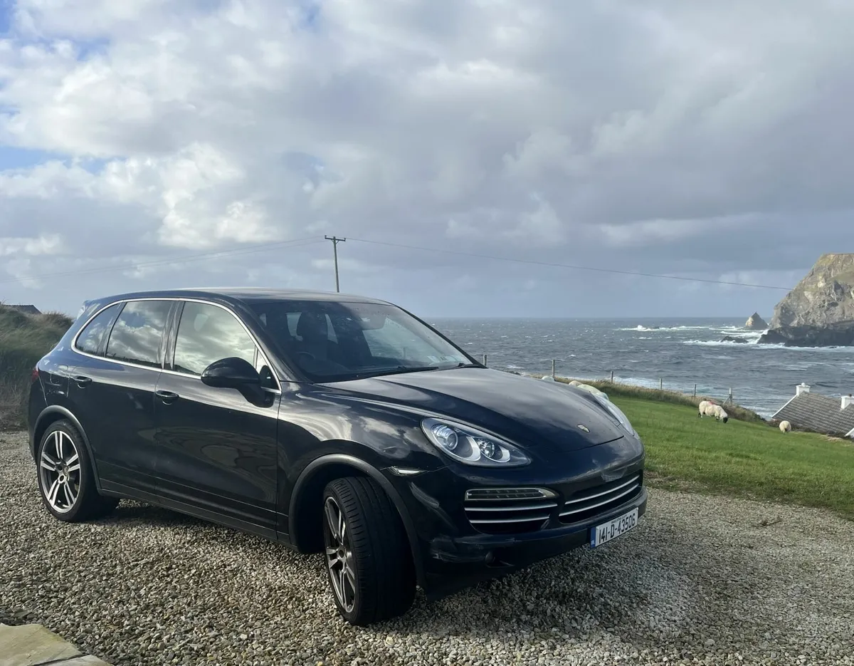 Porsche Cayenne 2014 - Image 1