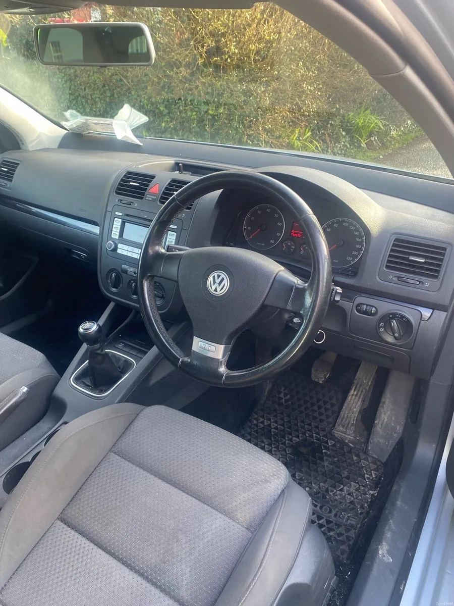 Vw Golf - Image 2