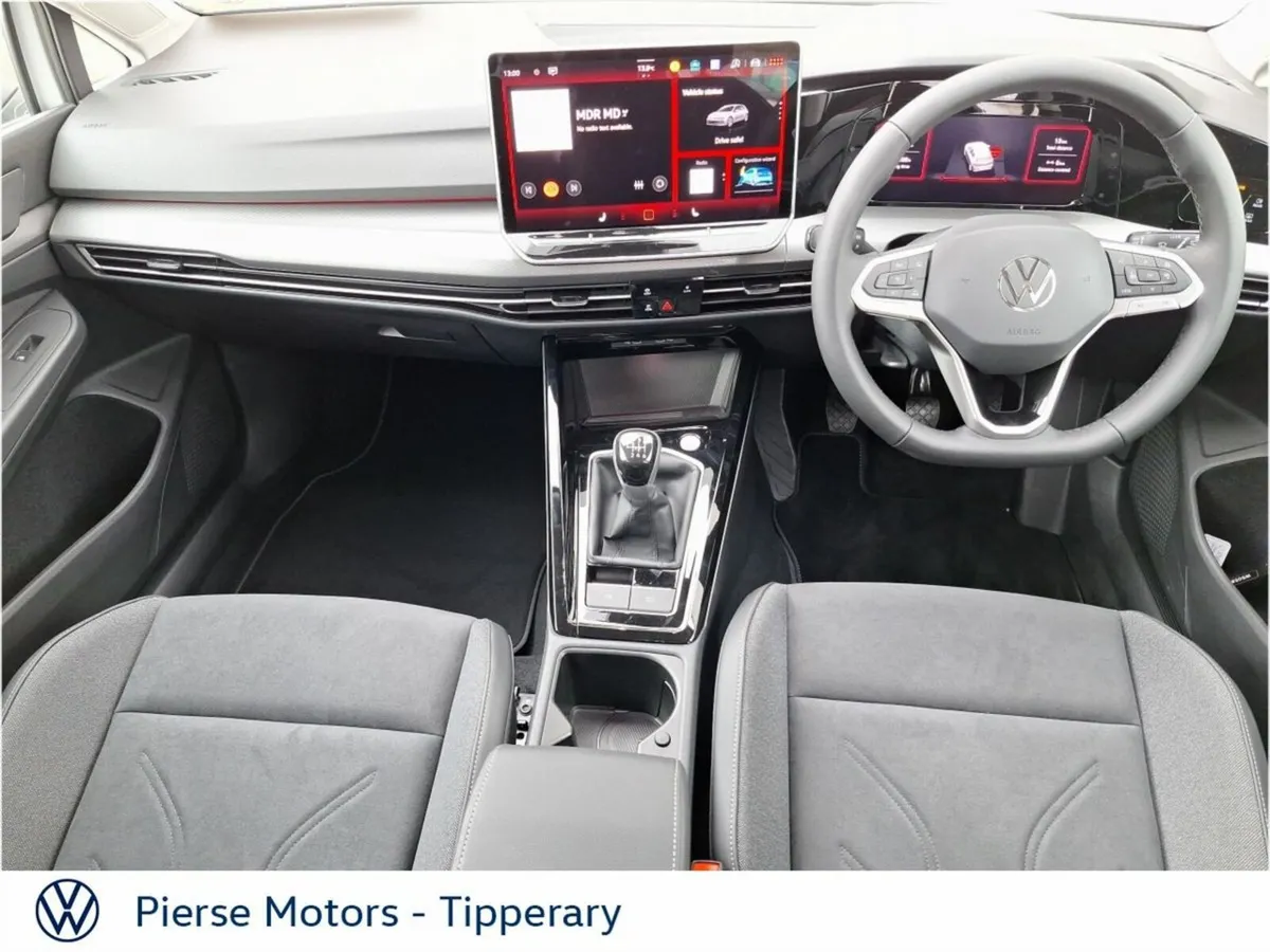 Volkswagen Golf GOLF STYLE 1.5 TSI 150HP - Image 4