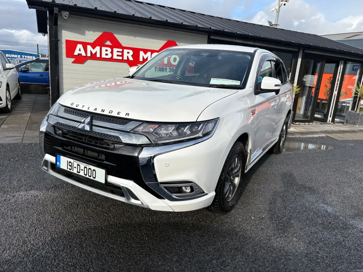 2019 Mitsubishi Outlander Petrol Hybrid 4WD - Image 1