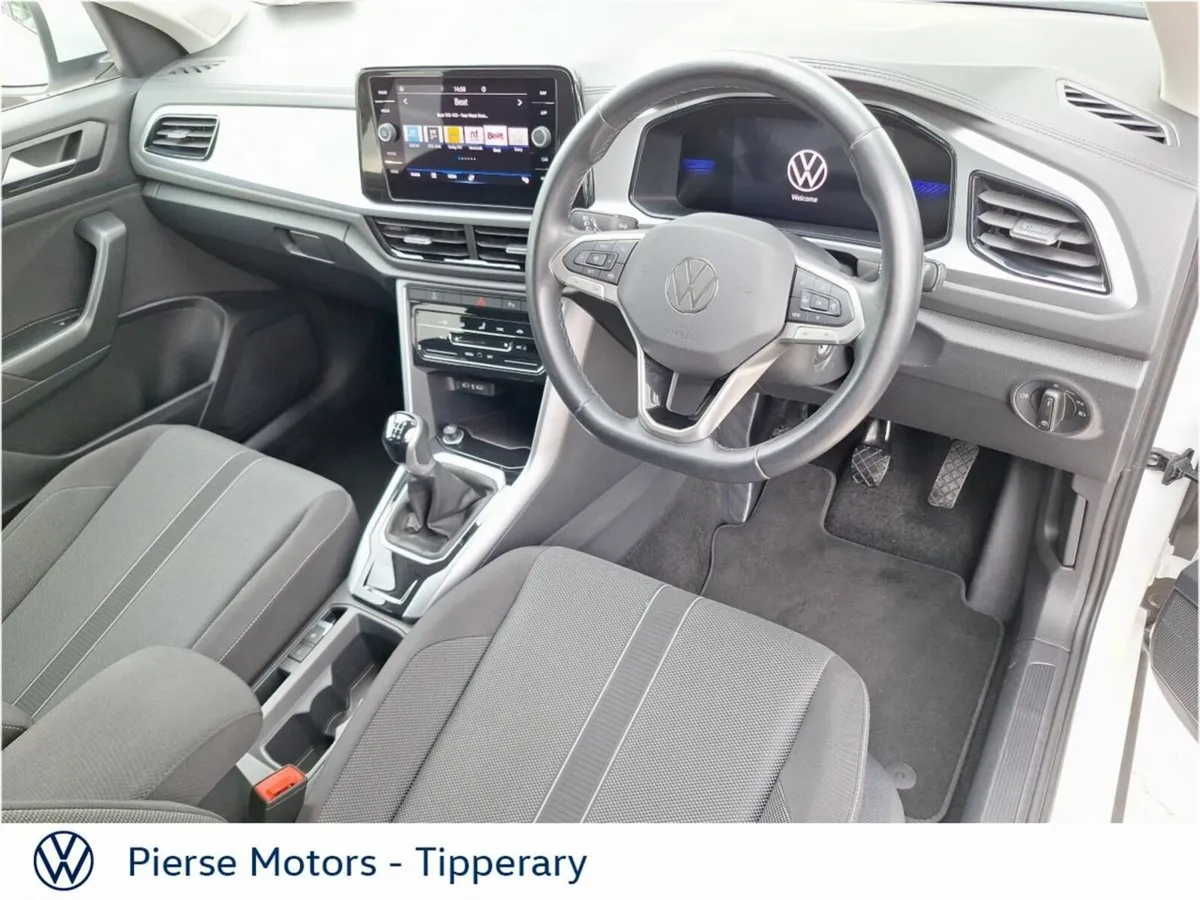 Volkswagen T-Roc T-ROC LIFE 2.0 TDI M6F 116HP - Image 2