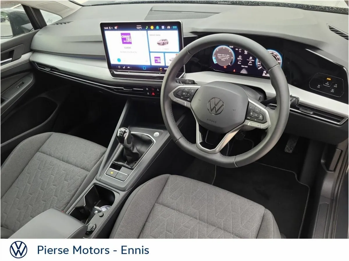 Volkswagen Golf GOLF EDITION 75 2.0 TDI 116HP - Image 3