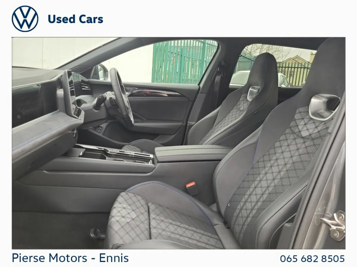 Volkswagen Passat Passat R-Line Phev TSi eHybrid 2 - Image 6