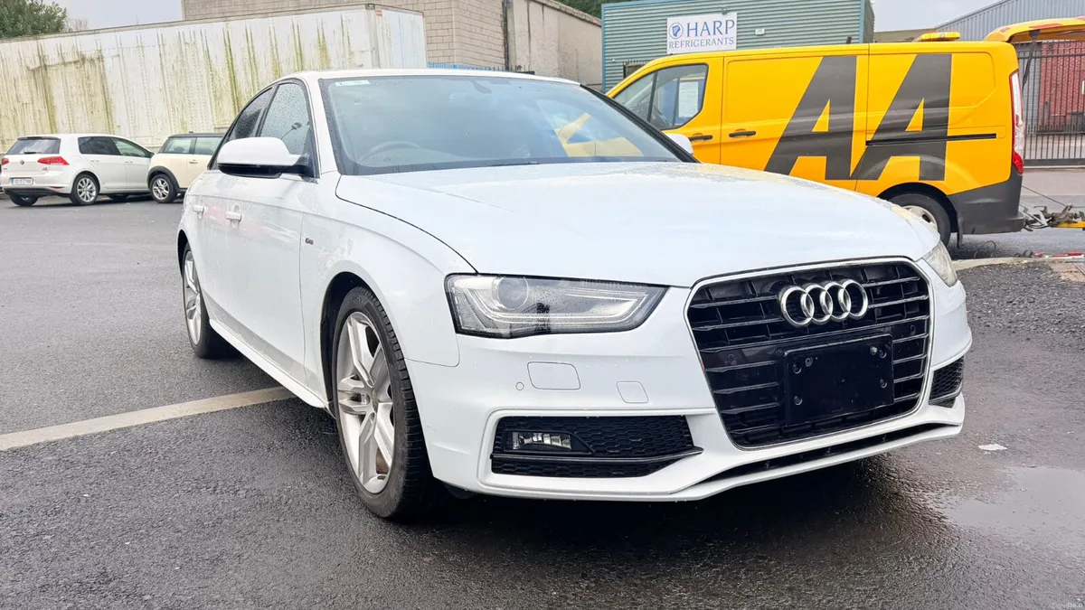 AUdi A4 S line  2014 - Image 2