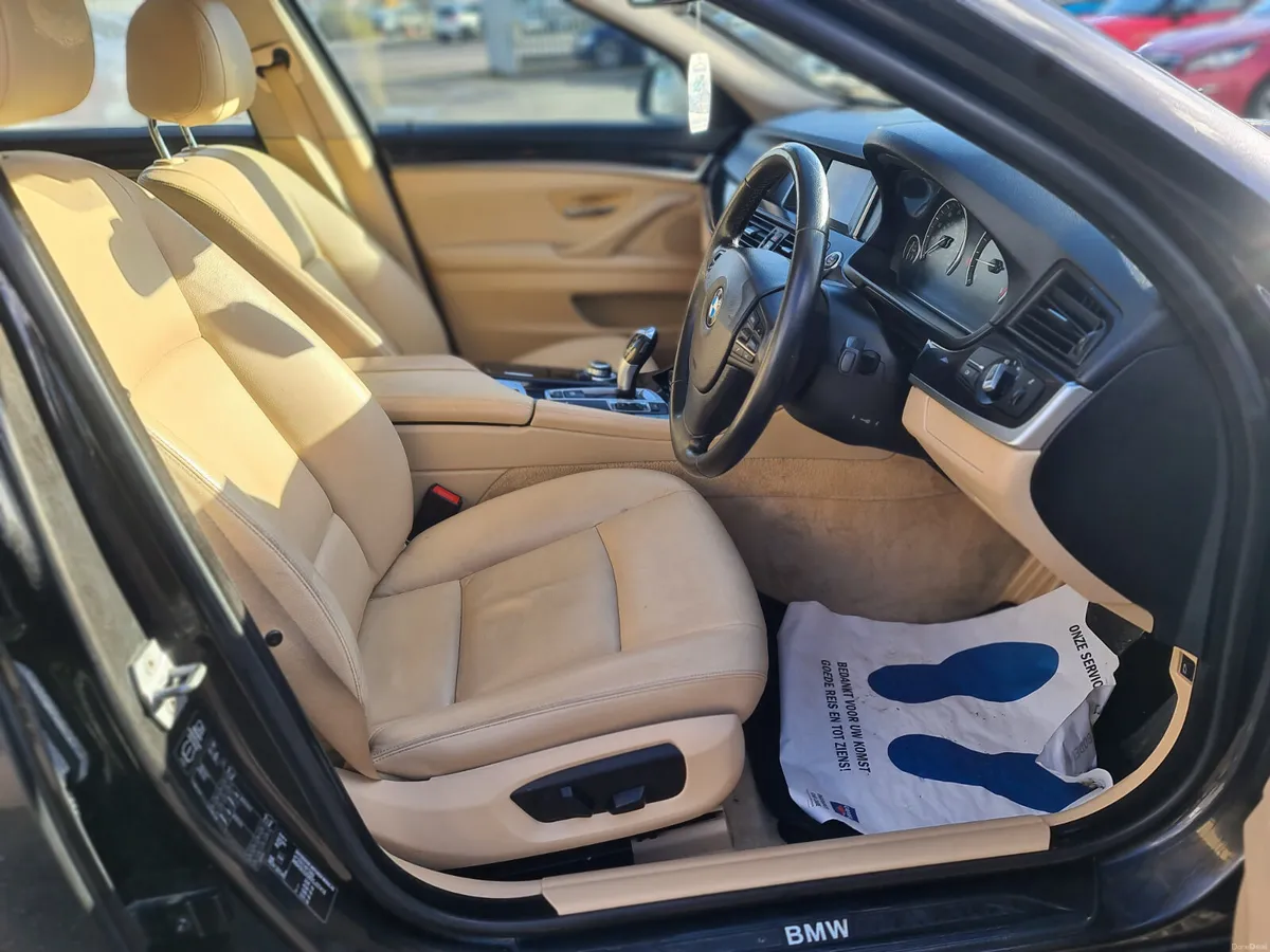 BMW 520d se automatic 2014 - Image 6