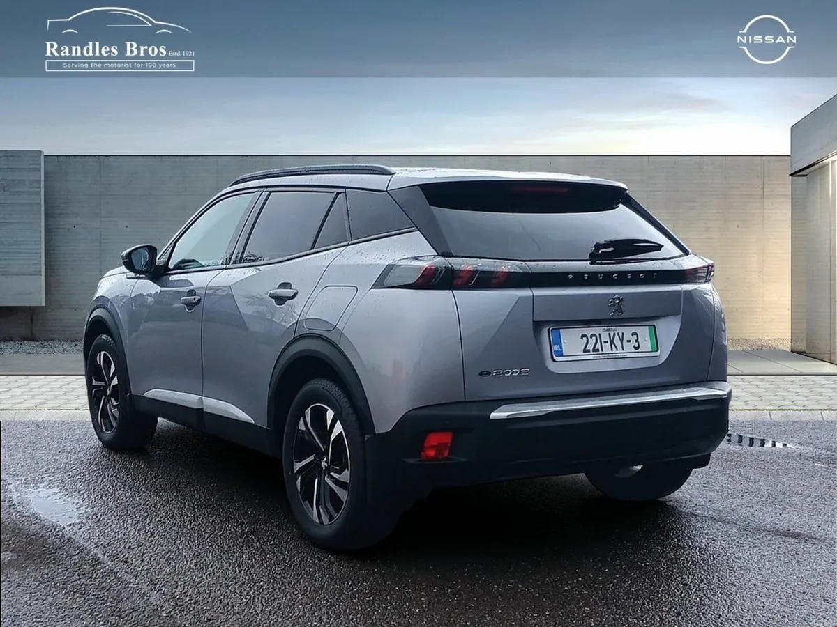 Peugeot 2008 Electric 136bhp (50 kWh) Allure - Image 2