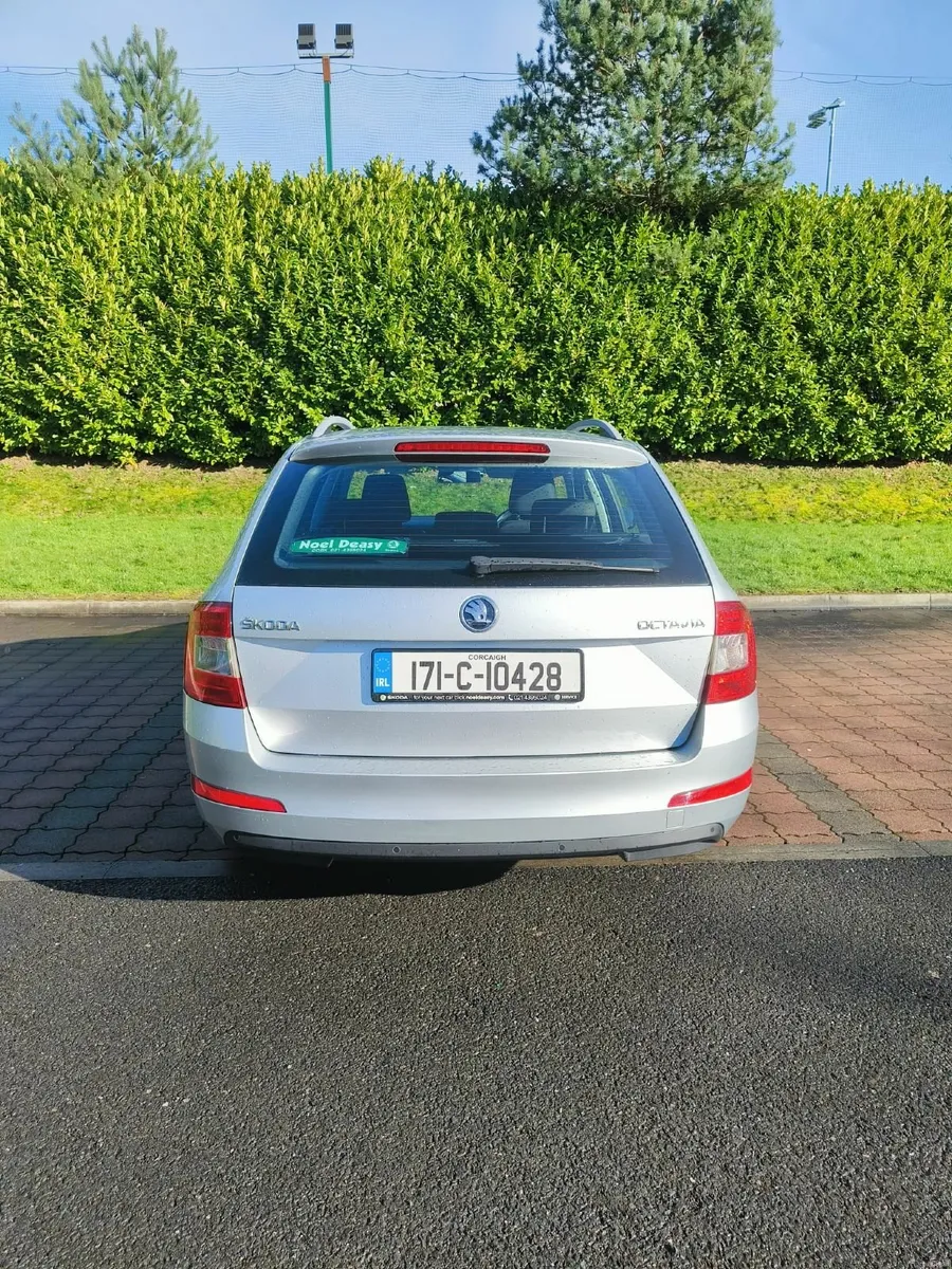 Skoda Octavia 2017 - Image 2
