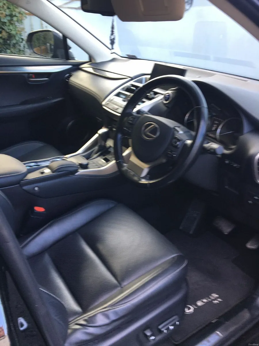 Lexus NX 2017 - Image 2