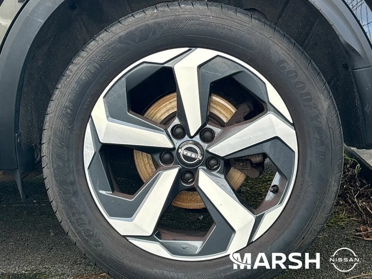 Nissan Qashqai EPOWER SV AUTO - Image 4