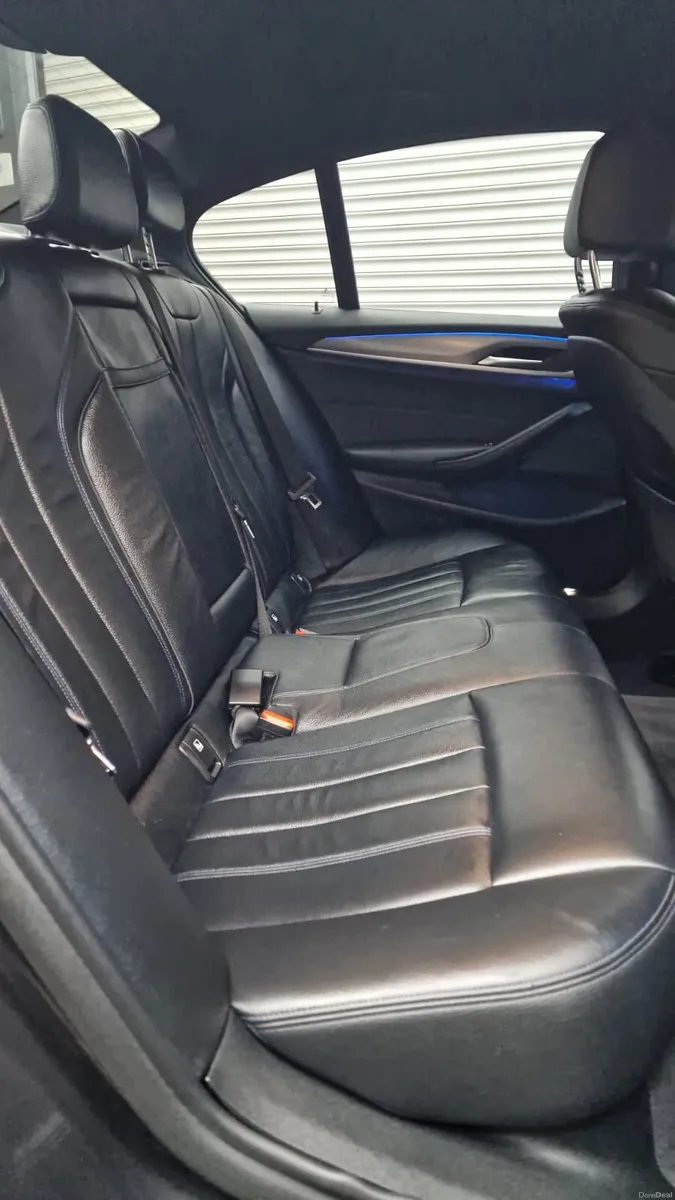 BMW 530E  M-SPORT 2018 - Image 4