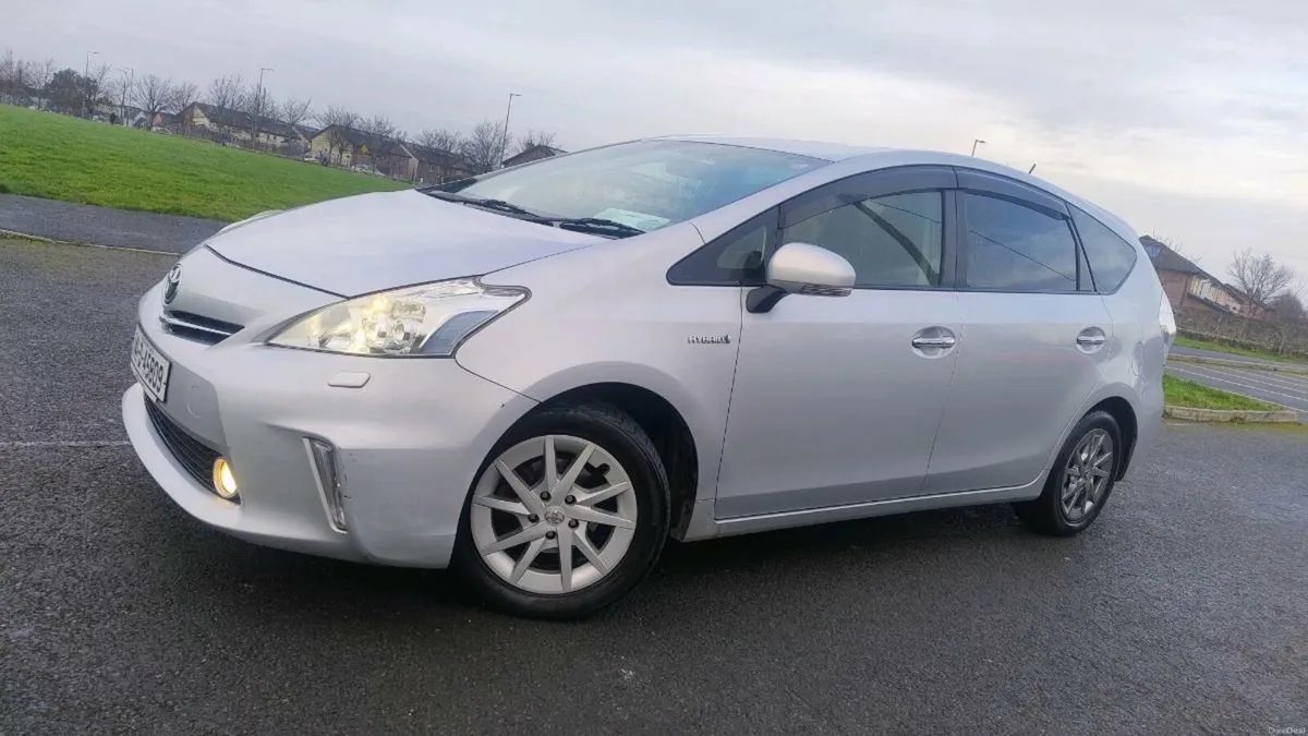 7 SEATER HYBRID TOYOTA PRIUS~~NEW NCT 02/27=€8999 - Image 2