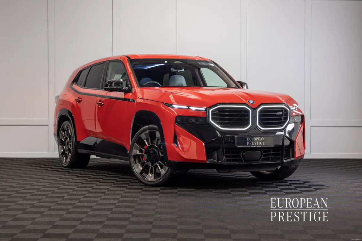 242 BMW XM 50e - Image 1