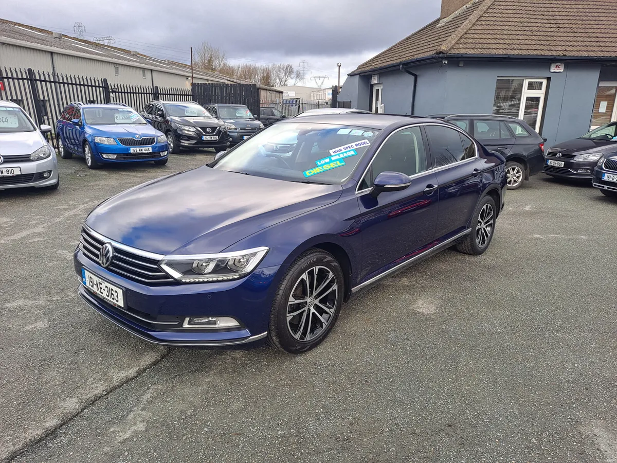 VW PASSAT HIGHLINE 2.0 TDI MANUAL 6-SPEED 150HP - Image 4