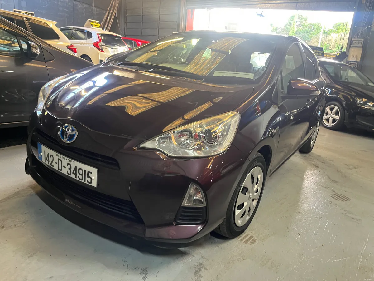 Toyota Aqua 2014 - Image 2