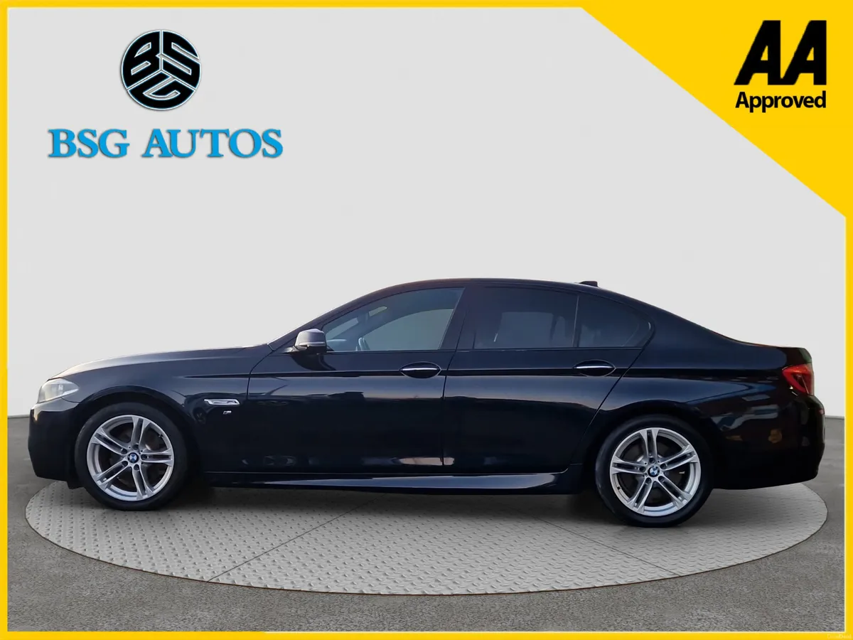 2016 BMW 523D M-SPORTS AUT0  SUNROOF/LEATHER SEATS - Image 5