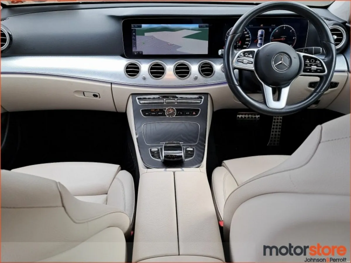 Mercedes-Benz E-Class E 220 D AVANTGARD 18% A/T - Image 4