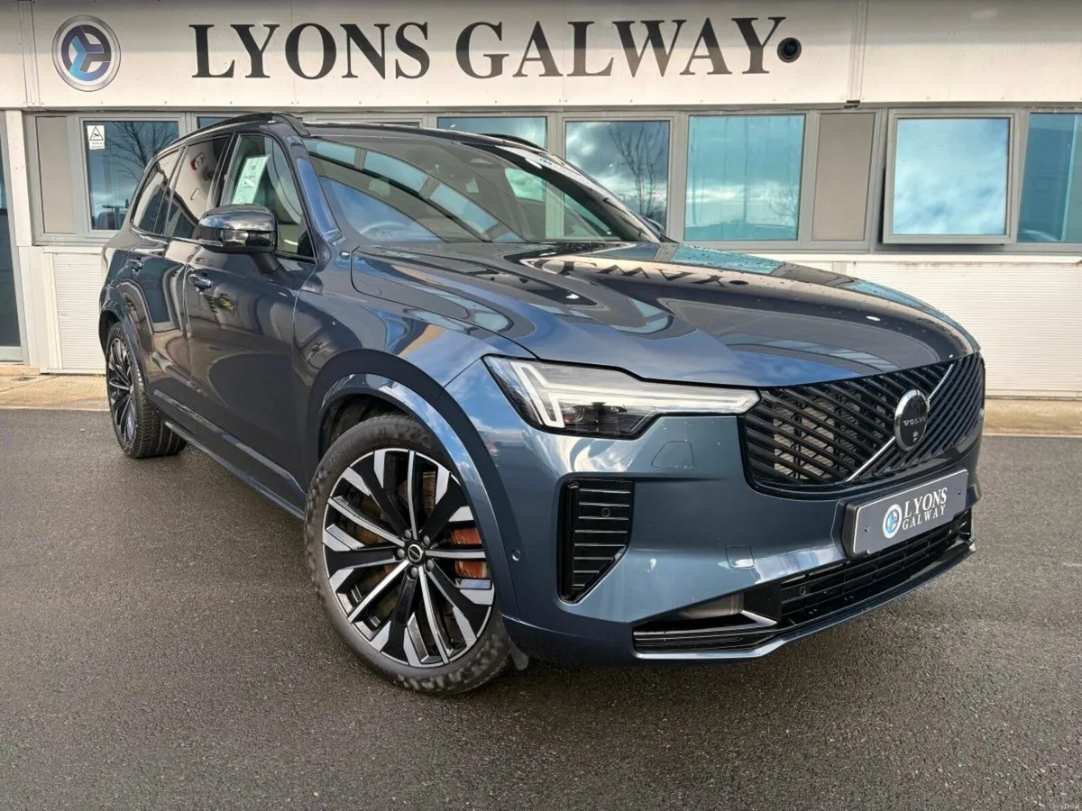 Volvo XC90 New Shape / Ultra - Dark Edition / ++ H - Image 1