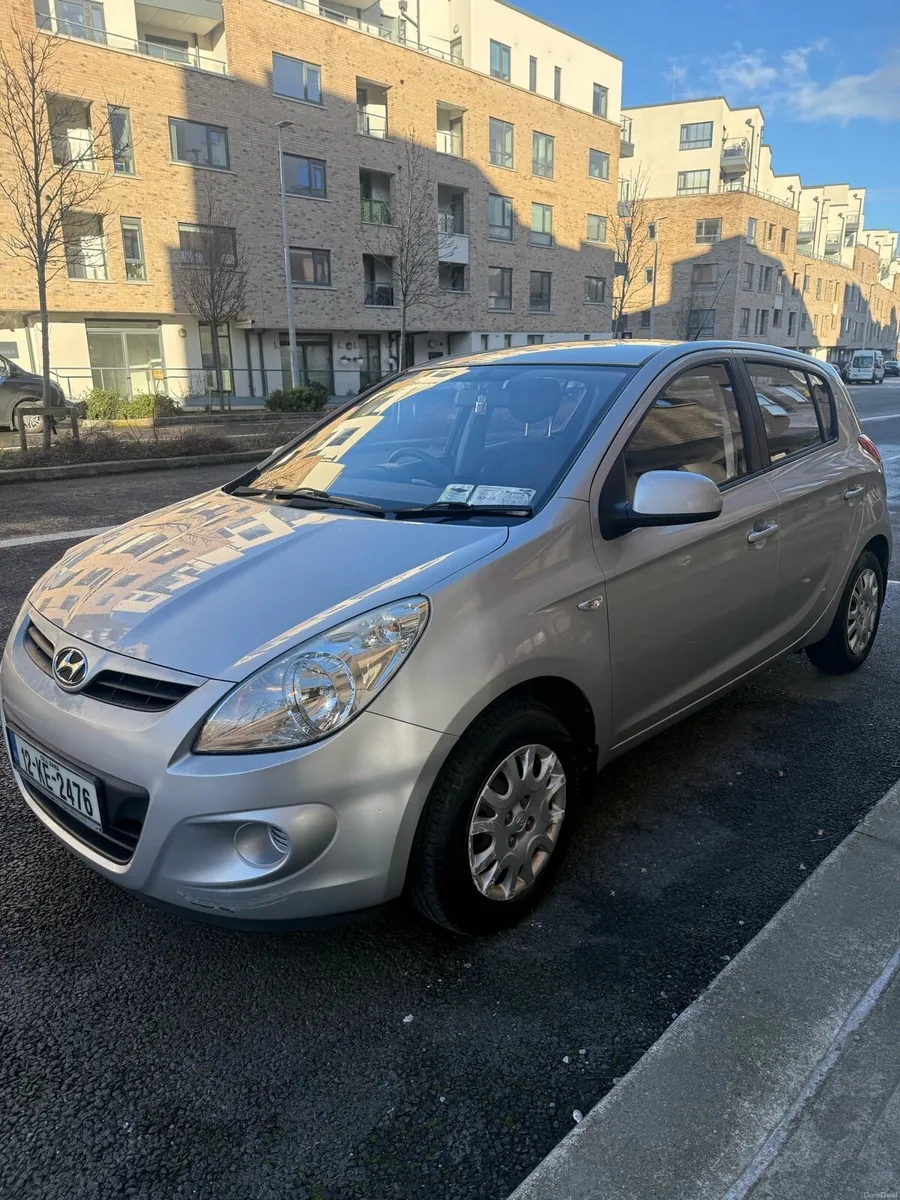 Hyundai I20 petrol Low mileage 86000km - Image 3