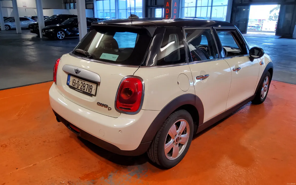 Mini Cooper 2015 - Image 4