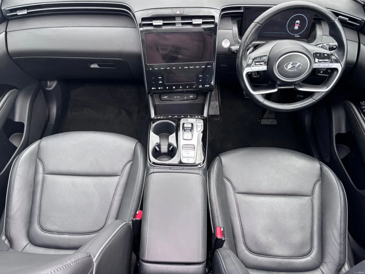 HYUNDAI TUCSON ULTIMATE TGDI PHEV // SUNROOF - Image 3
