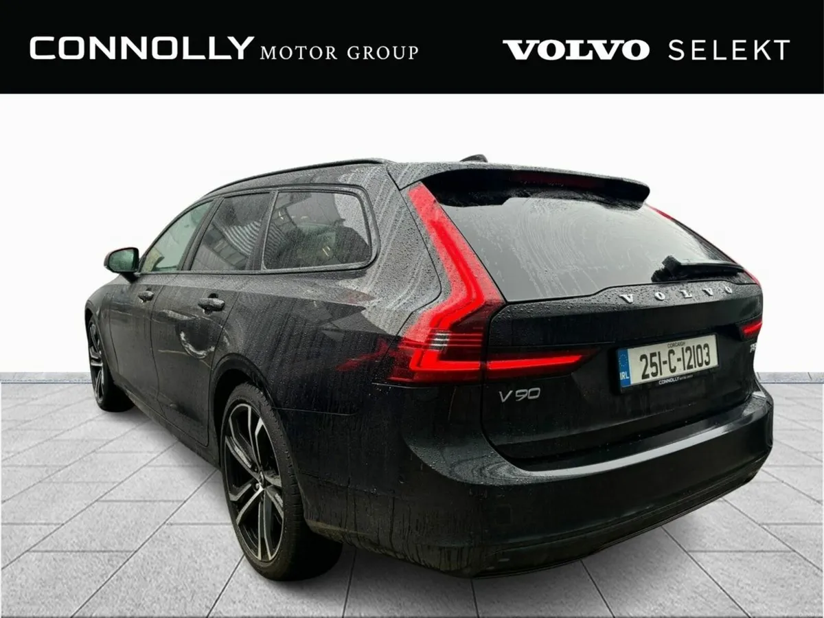 Volvo V90 Ultra T8 PHEV - Image 3