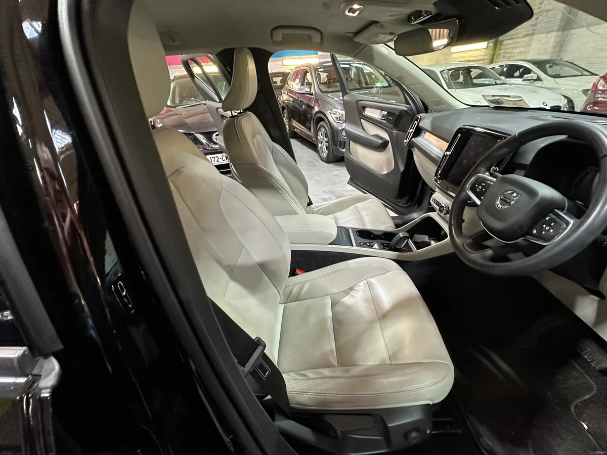 2021 Volvo XC40 D3 (150hp) Momentum Automatic - Image 6