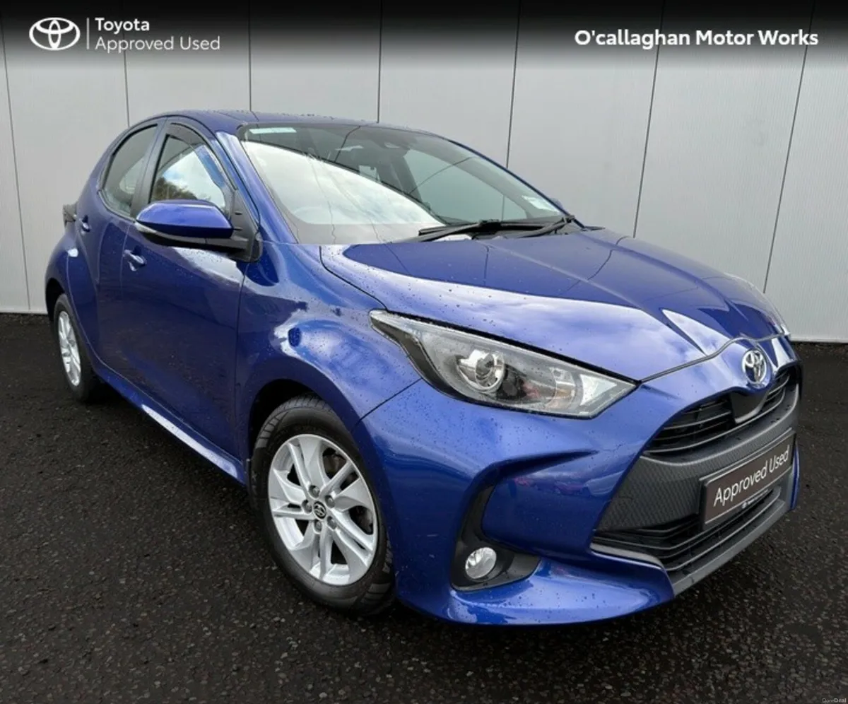 Toyota Yaris 1.0 LUNA 4DR - Image 1