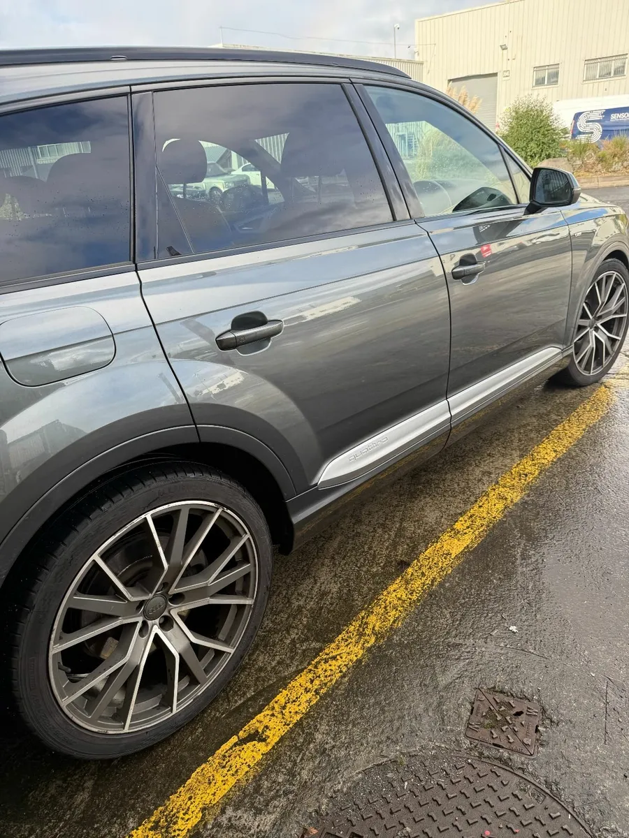 Audi Q7 2016 - Image 3