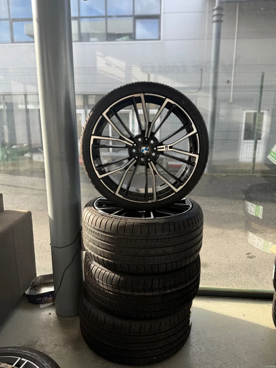 BMW alloy wheels brand new - Image 1