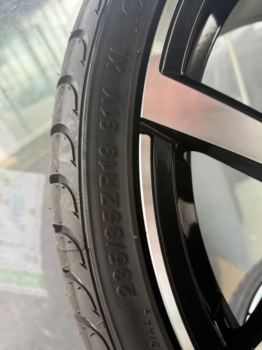 Brand new Volkswagen wheels - Image 3