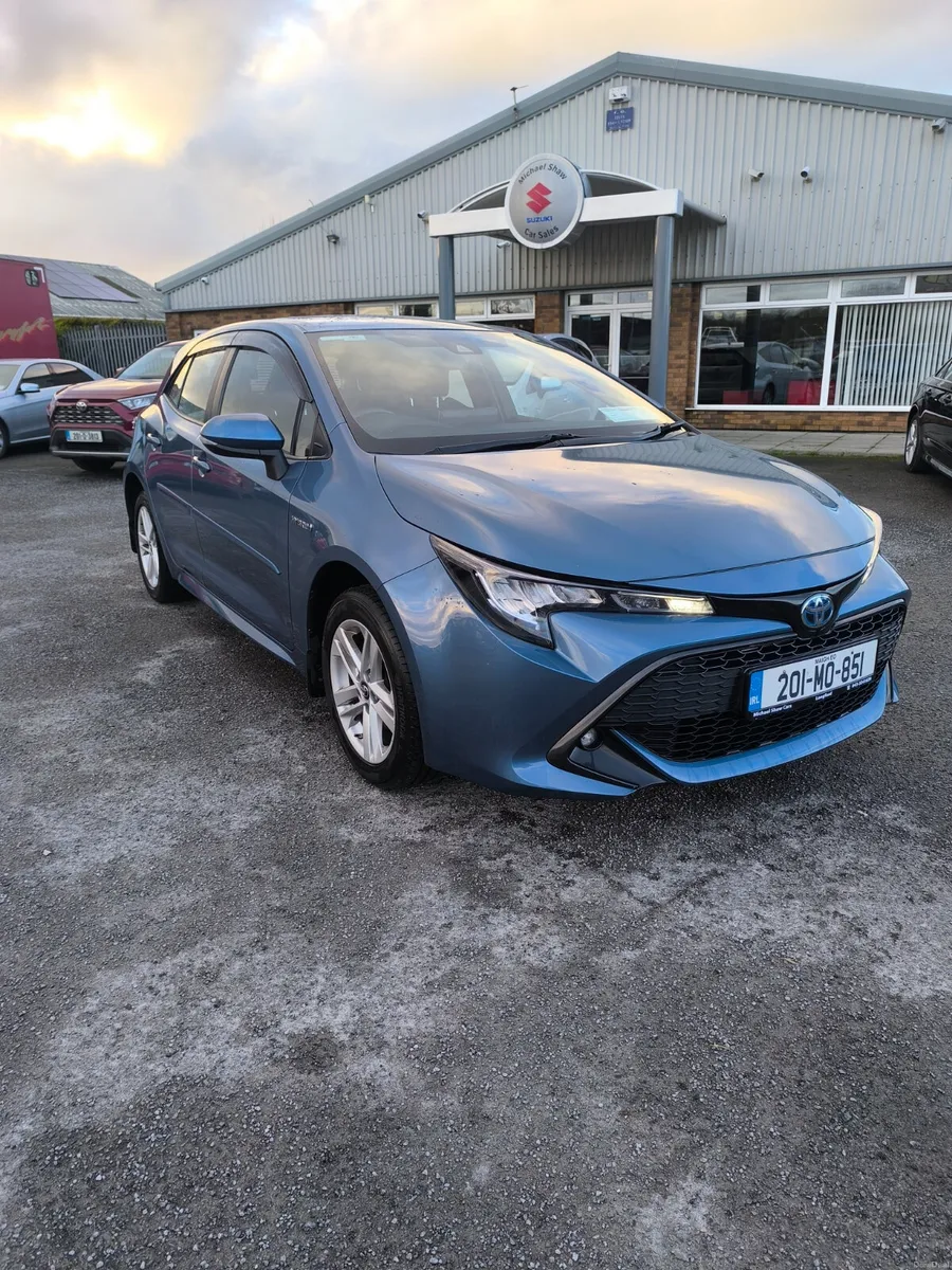 201 Toyota Corolla 1.8 Hybrid Automatic - Image 1