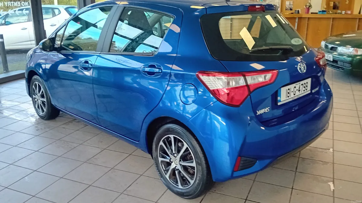 Toyota Yaris 2018 1.5 Hybrid Auto - Image 3