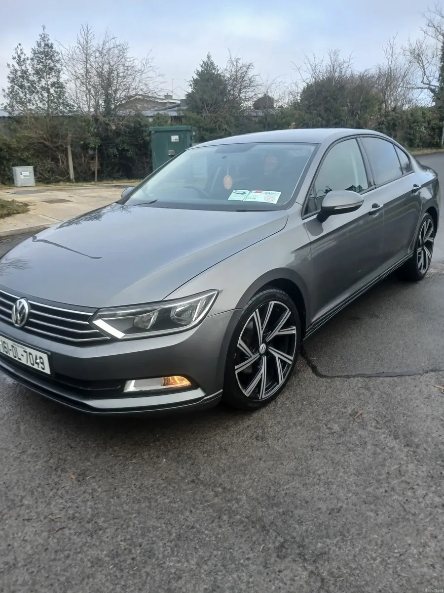 Volkswagen Passat 2016 - Image 4