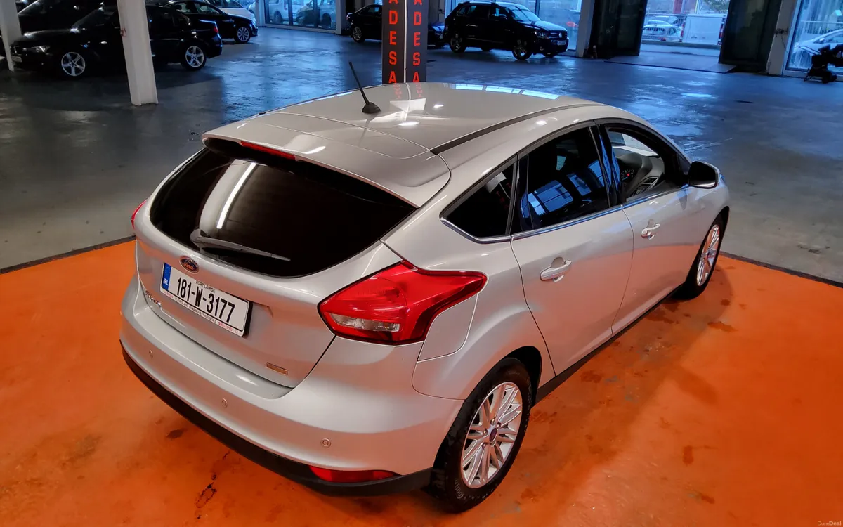 Ford Focus 2018 - Image 3